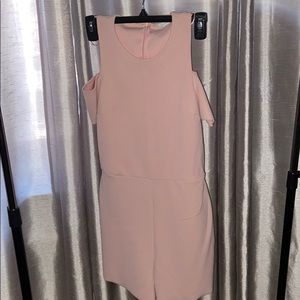 Pinky romper
